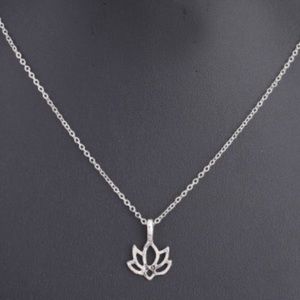 Silver Vintage Lotus Flower Necklace